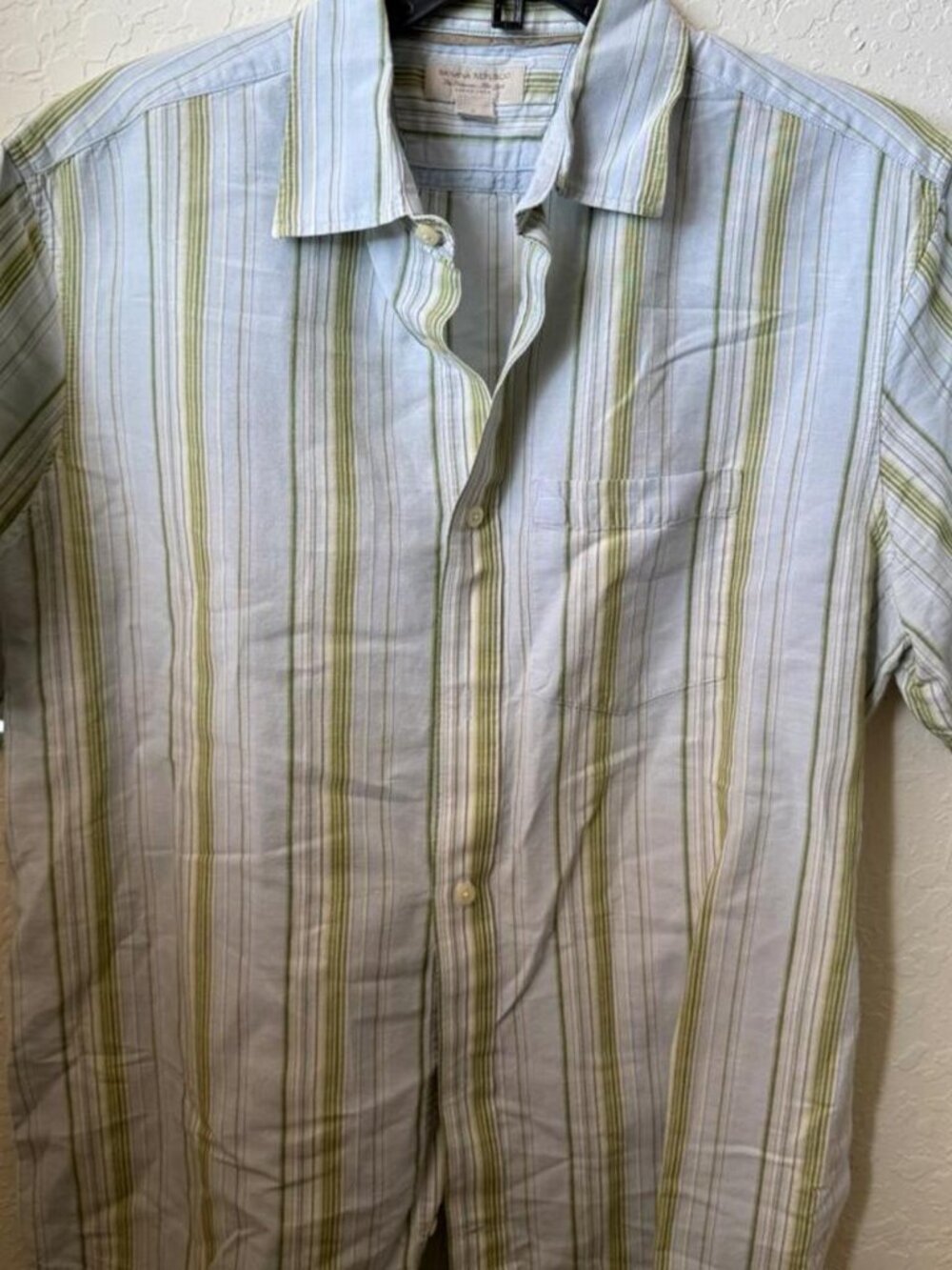 BANANA REPUBLIC Mens Large Light Blue Green Striped Short Sleeve Button Shirt